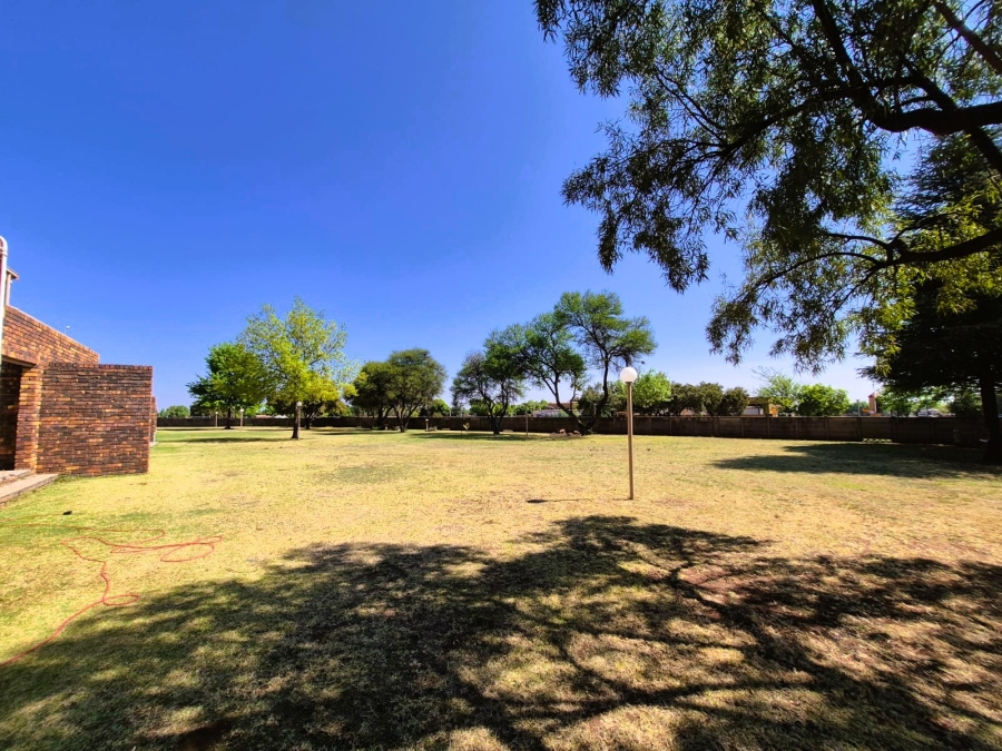 3 Bedroom Property for Sale in Vaalpark Free State